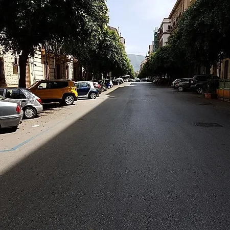 Sammartino 2* باليرمو