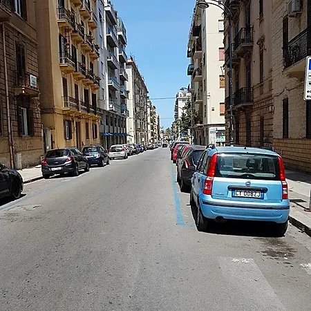 Sammartino 2* باليرمو